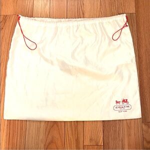 Coach XL 23 x 18 dust cover